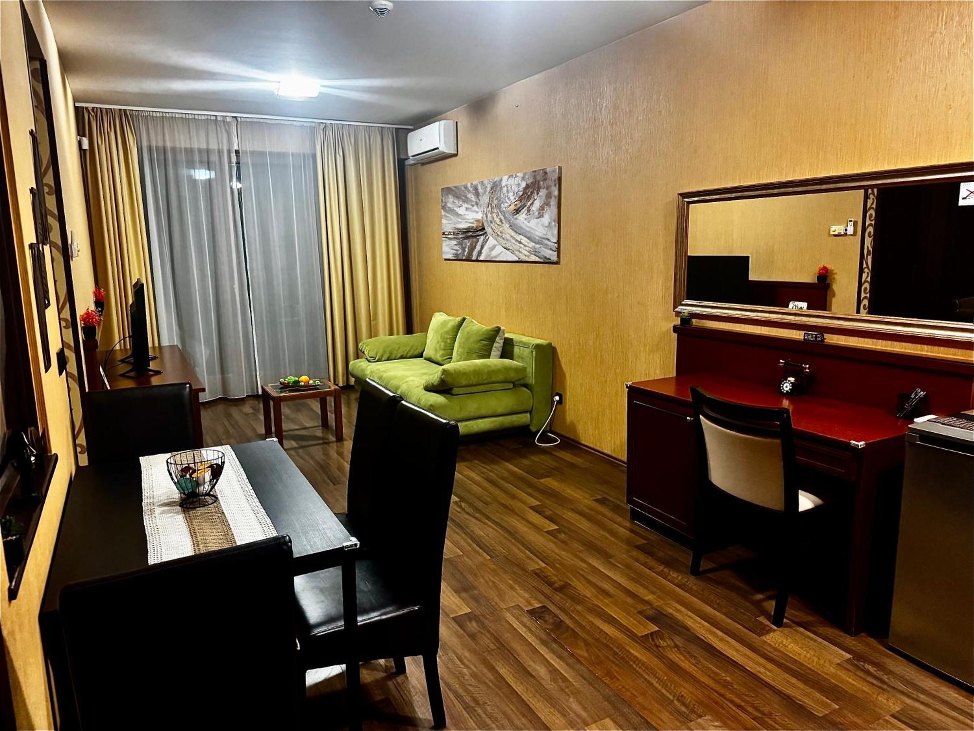 Silver Marina Apartment-Orzoett Melygarazs Балатонфюред Экстерьер фото